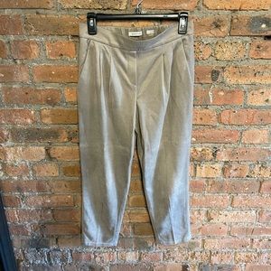 Suede cropped trouser